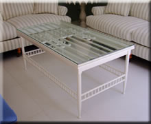 button for lounge table page