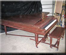 button to grand piano page